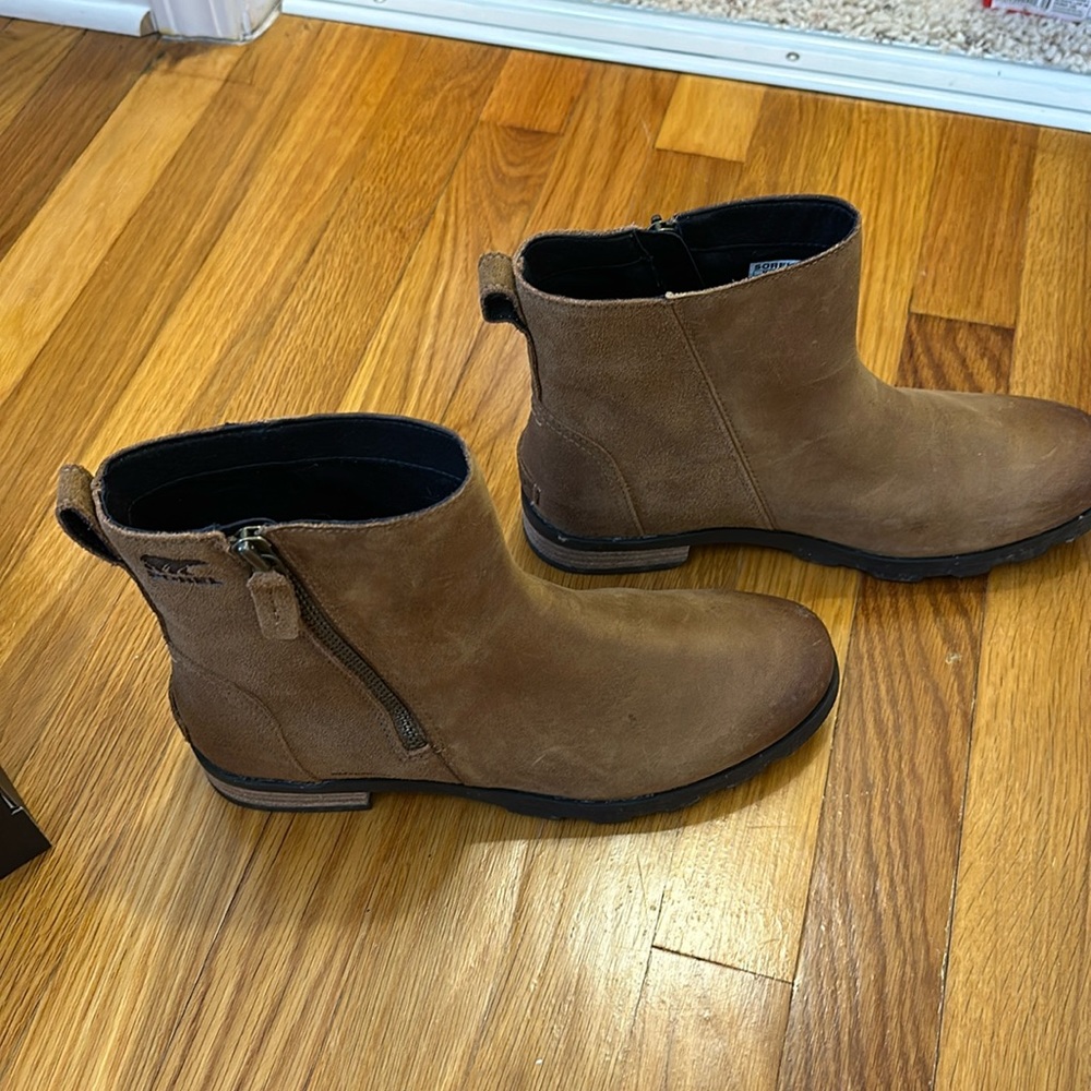 Sorel Emilie zip bootie